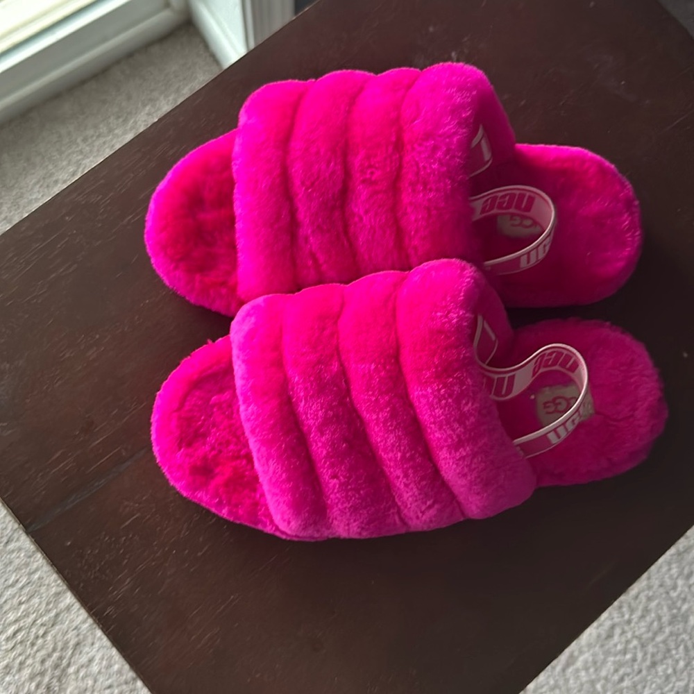 Uggs Slippers Girls Size 5